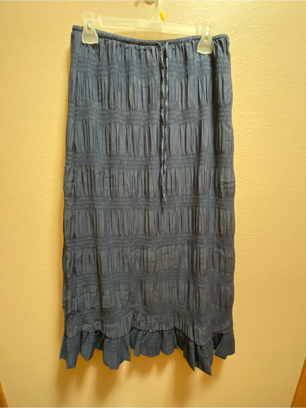 Me by Jennie Garth Smocked Navy Maxi Southampton Skirt with Ruffle Hem Size XSP